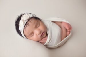 professional newborn photos nashville tn