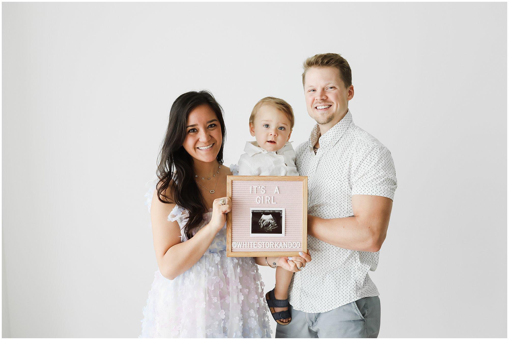 Gender-Reveal-Photography-Nashville-TN