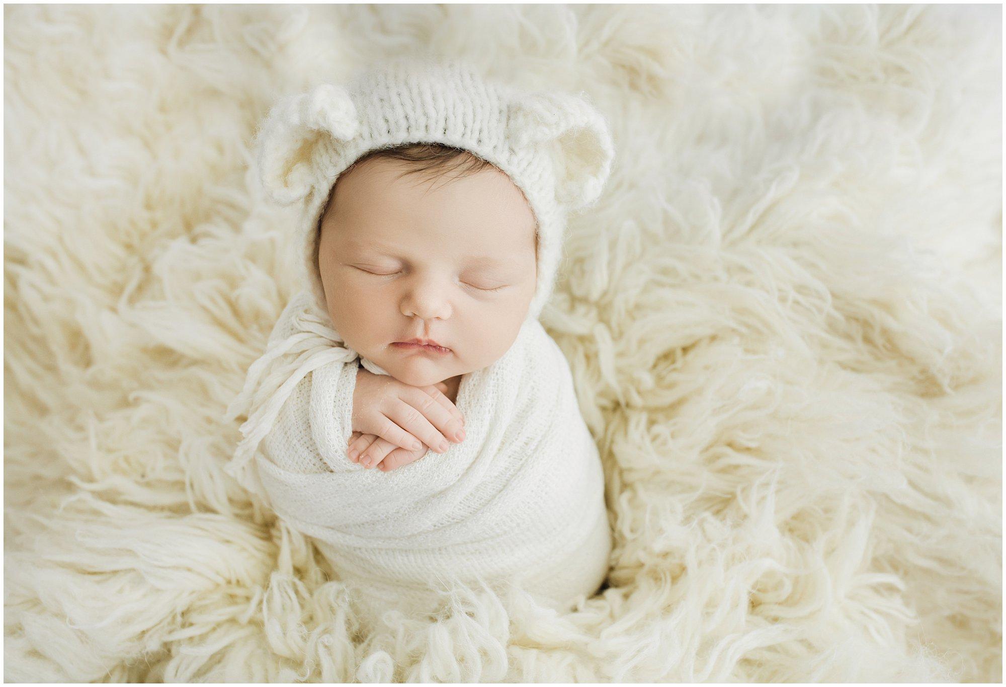 best newborn photographer in nashville tn