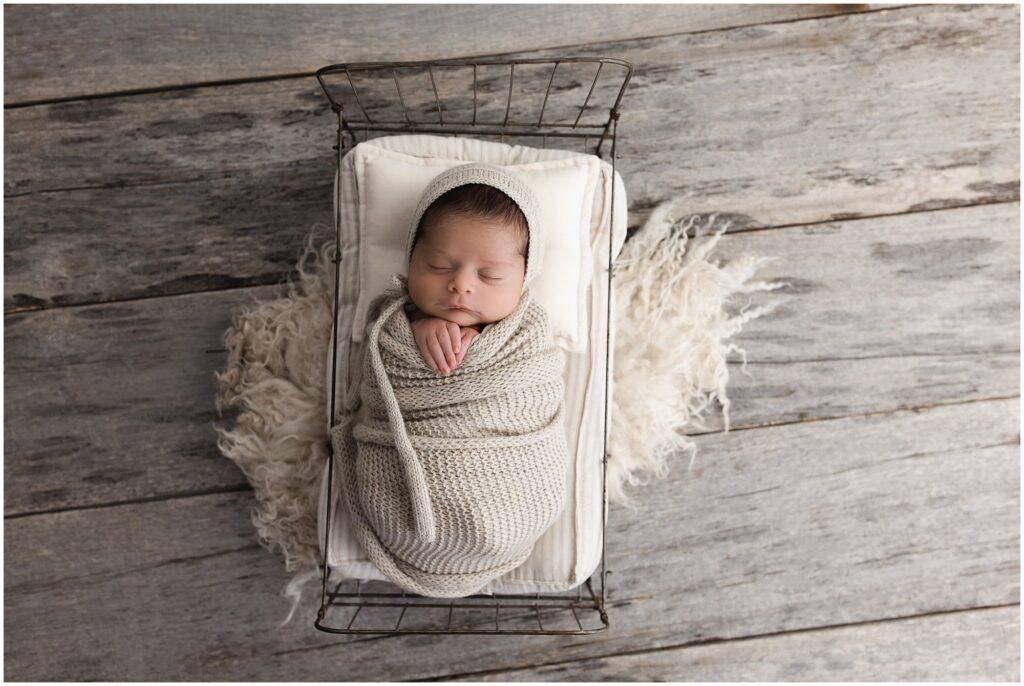 newborn photography nashville, newborn portrait studio near me, professional baby photos