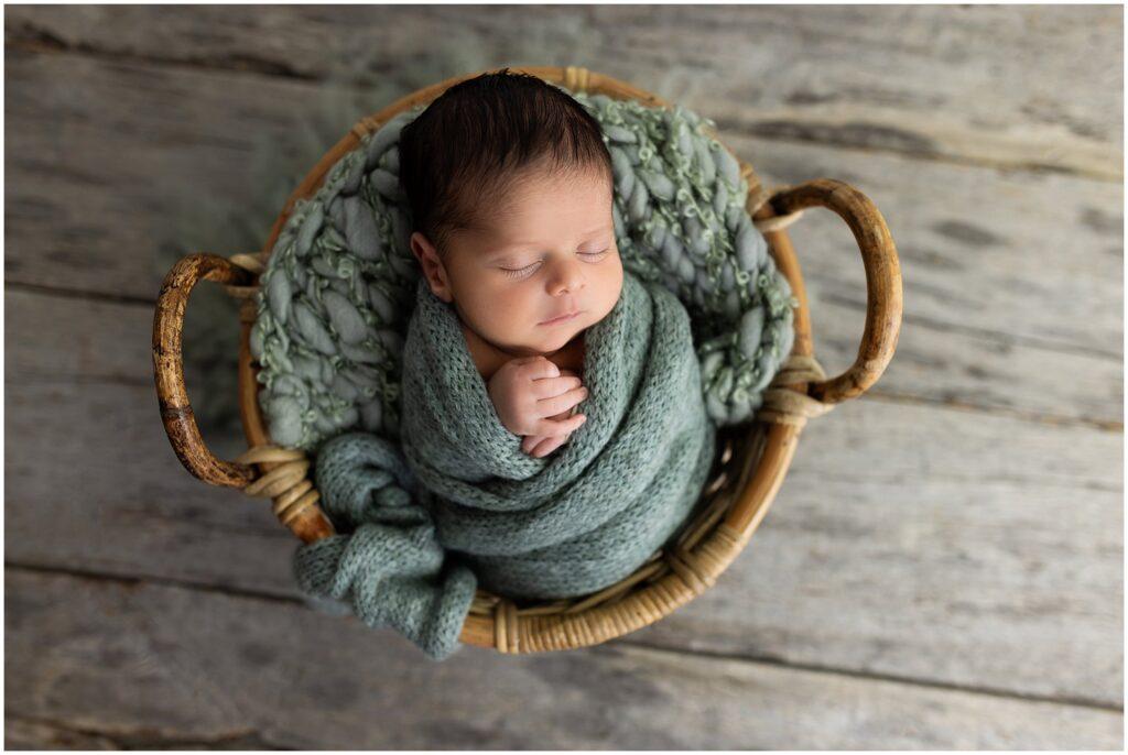 newborn photography nashville, newborn portrait studio near me, professional baby photos