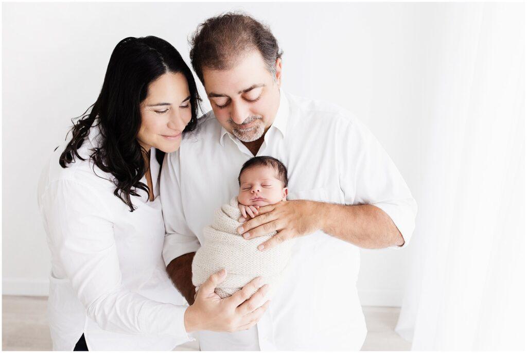 newborn photography nashville, newborn portrait studio near me, professional baby photos