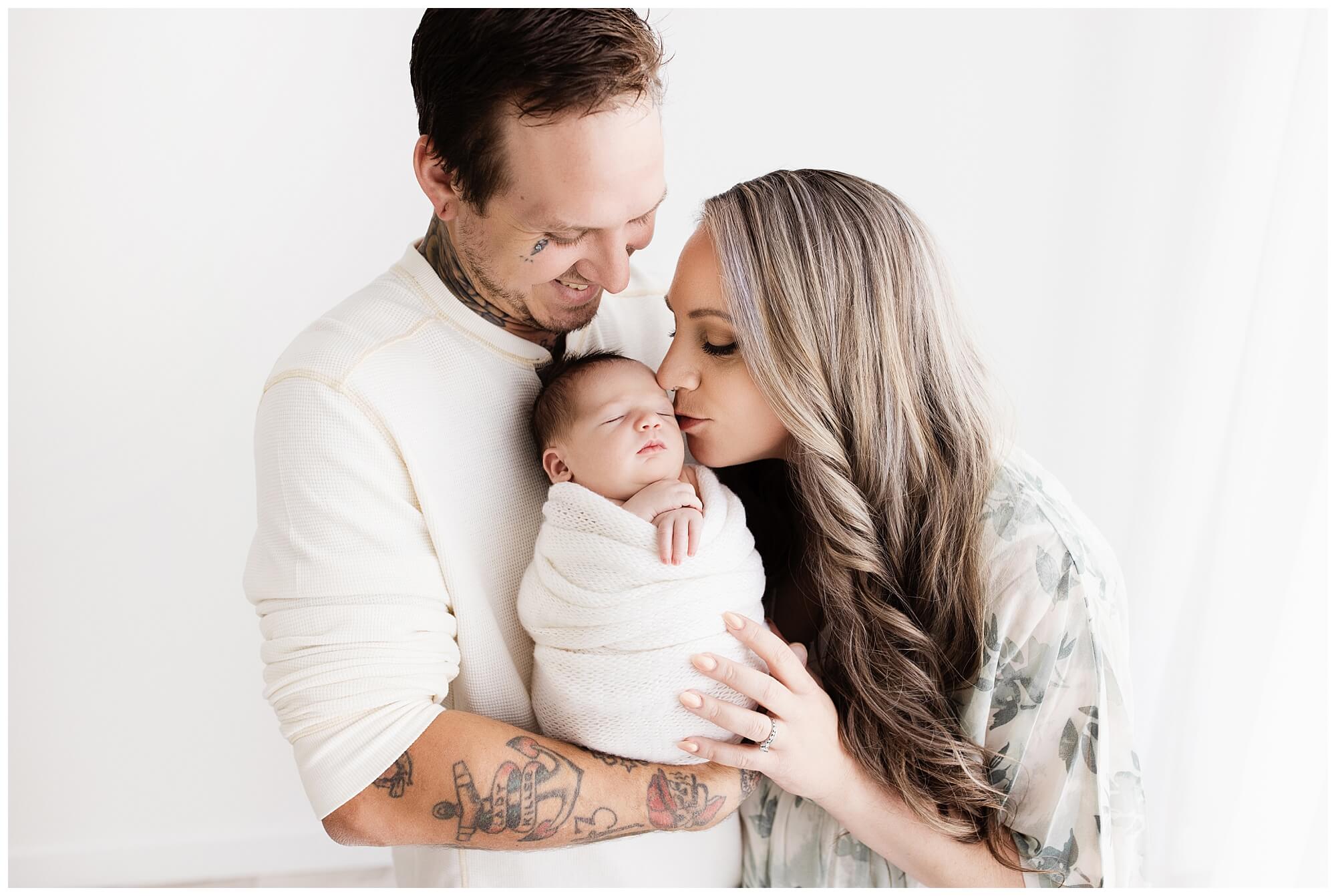 newborn portraits in Nashville TN, newborn photographer near me Nashville, Nashville newborn baby photography